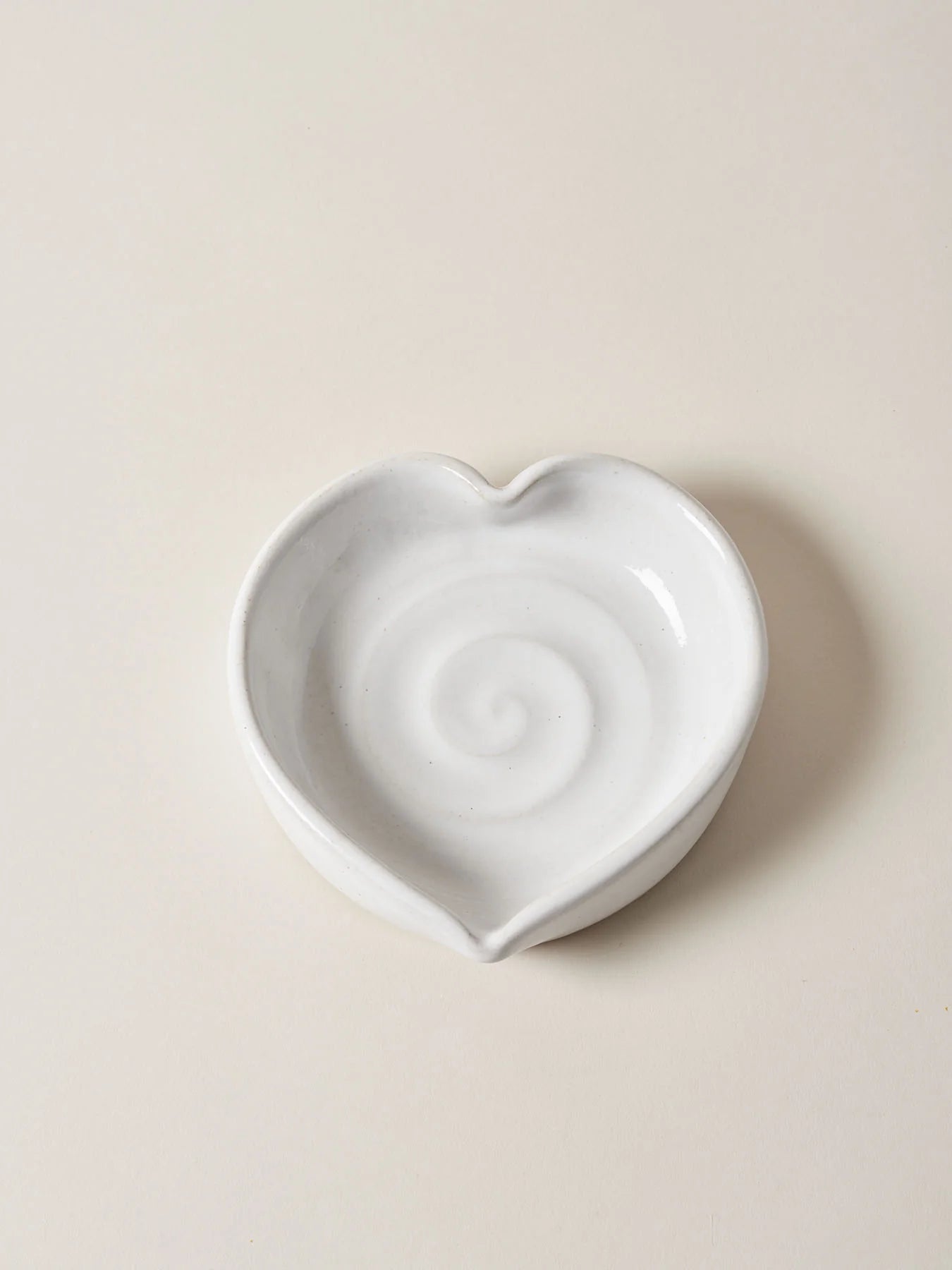 Craft Magic-Heart-Shaped Plates